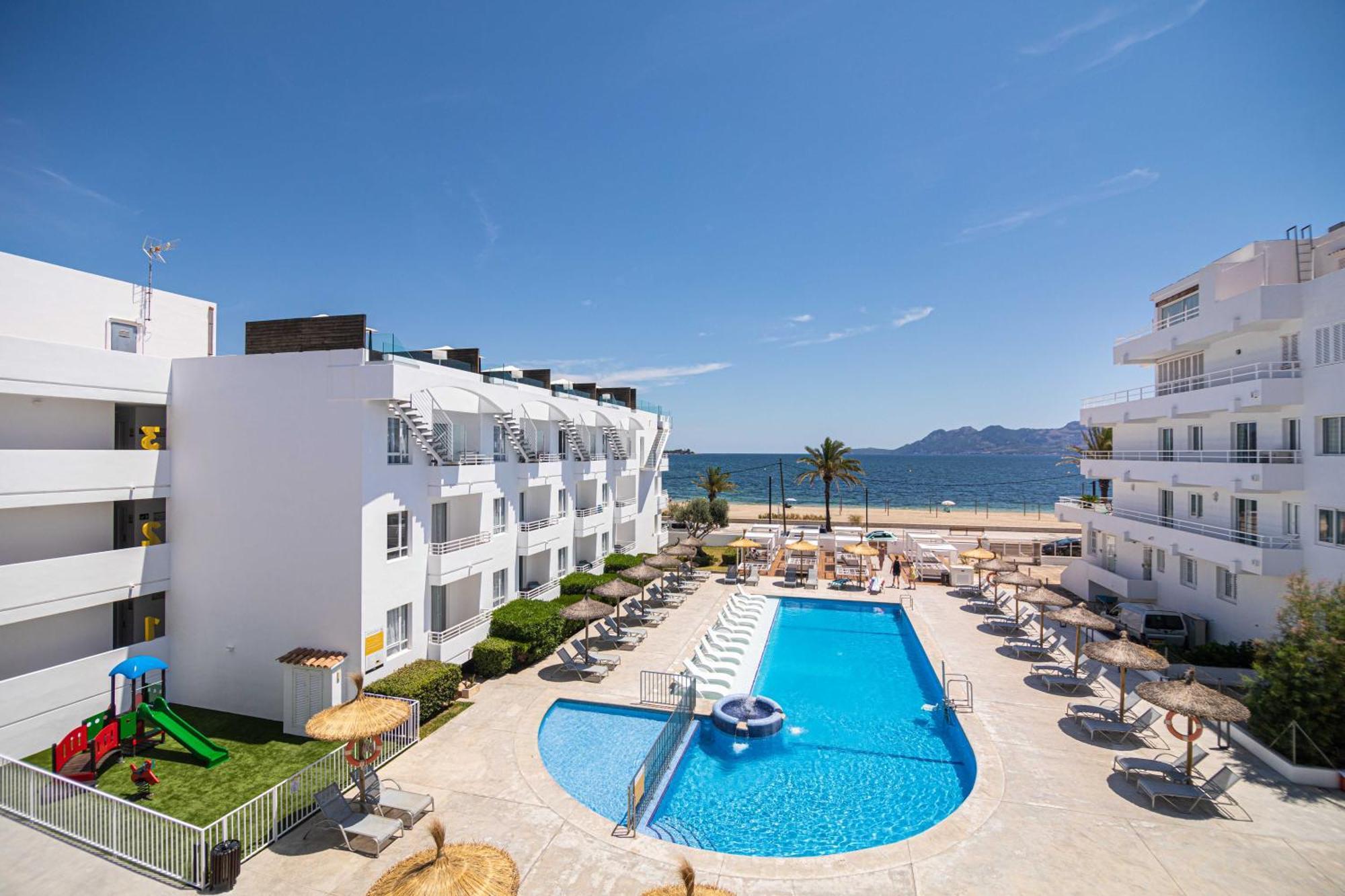 Cabot Hobby Club Apartments Port de Pollenca Bagian luar foto