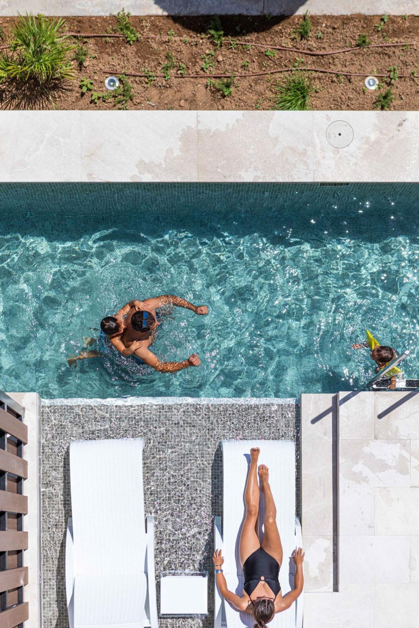 Cabot Hobby Club Apartments Port de Pollenca Bagian luar foto