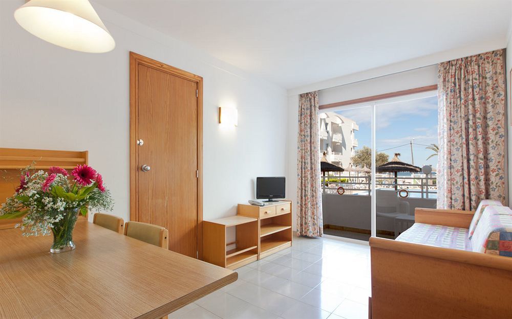 Cabot Hobby Club Apartments Port de Pollenca Bagian luar foto
