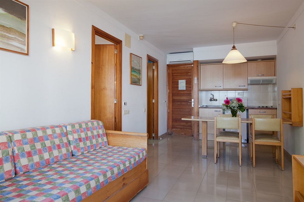 Cabot Hobby Club Apartments Port de Pollenca Bagian luar foto