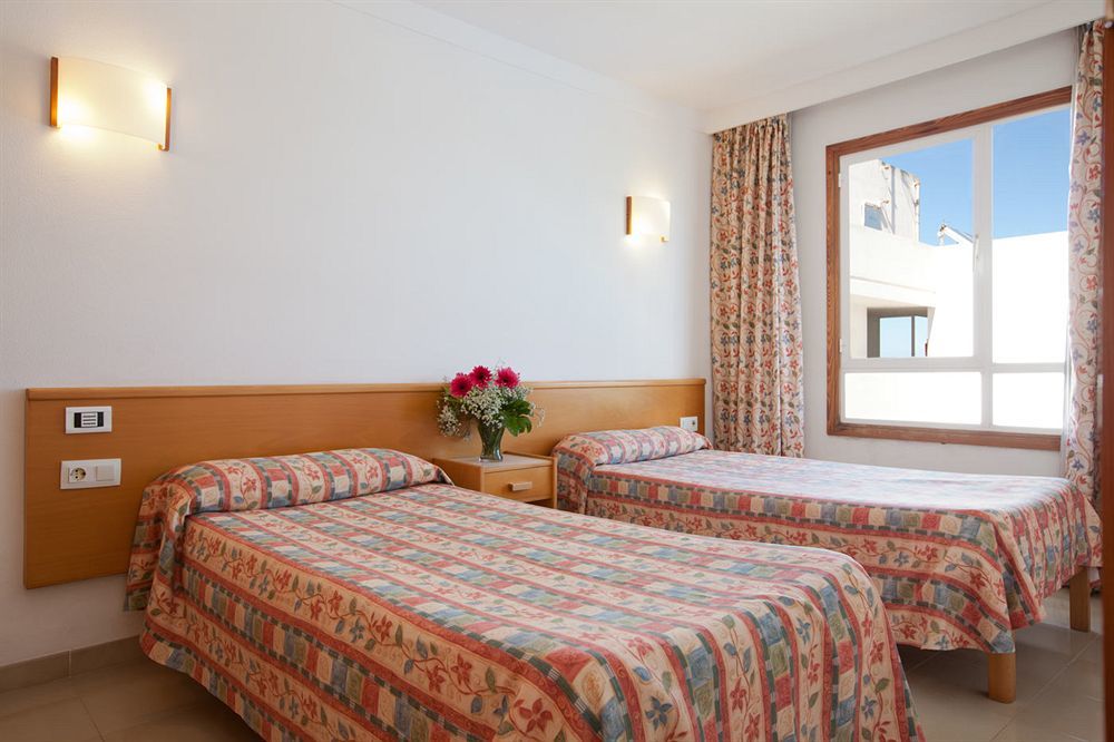 Cabot Hobby Club Apartments Port de Pollenca Bagian luar foto